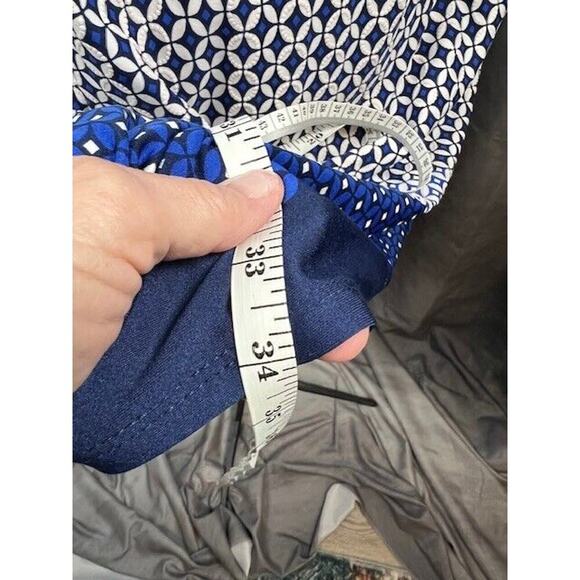 Apt 9 Women’s Dress Size Small Blue and White Geometric Pattern Short Sleeve - Picture 5 of 6